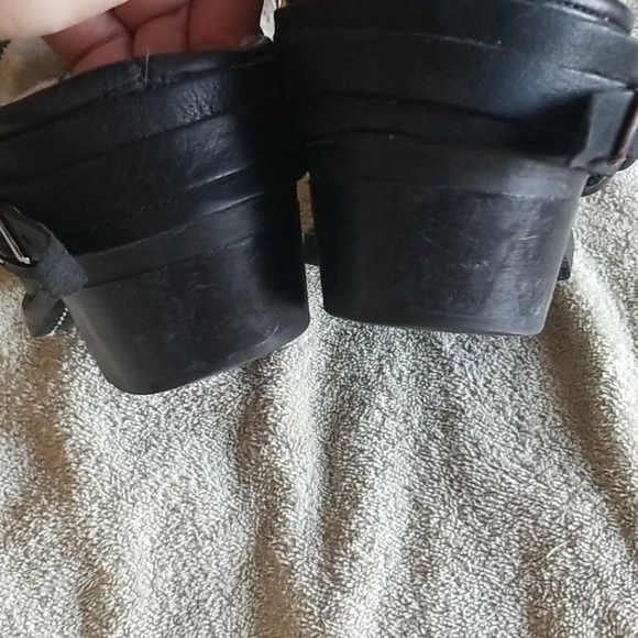 FRYE Sherpa Lined Clogs/Mules, Size 9 - Picture 5 of 12